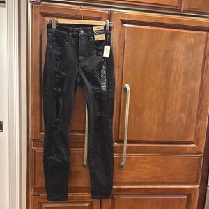 Women’s Black Distressed Jeans